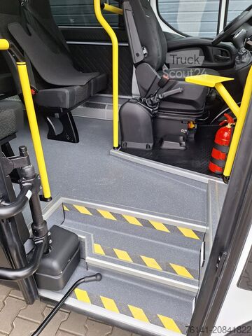 Stadsbus Iveco Daily 65 C 22+1+1