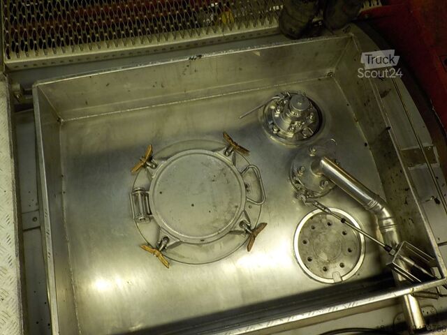 Conteneur-citerne Van Hool 29.500 Liter Druckluftleitung ADR 8/26