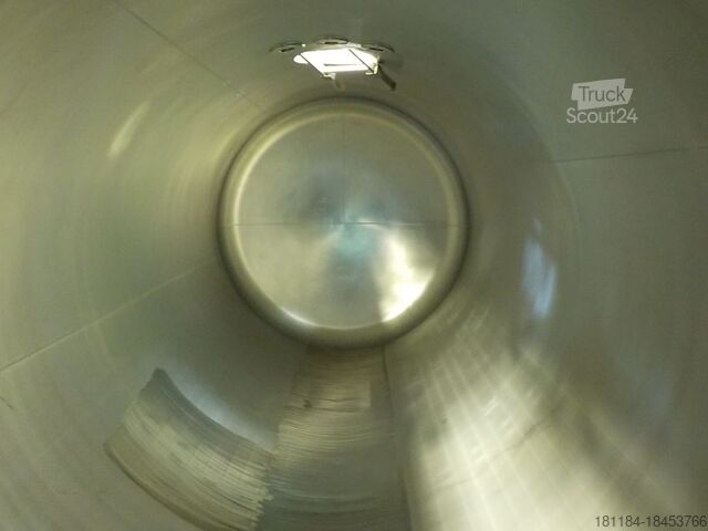 Conteneur-citerne Van Hool 29.500 Liter Druckluftleitung ADR 8/26