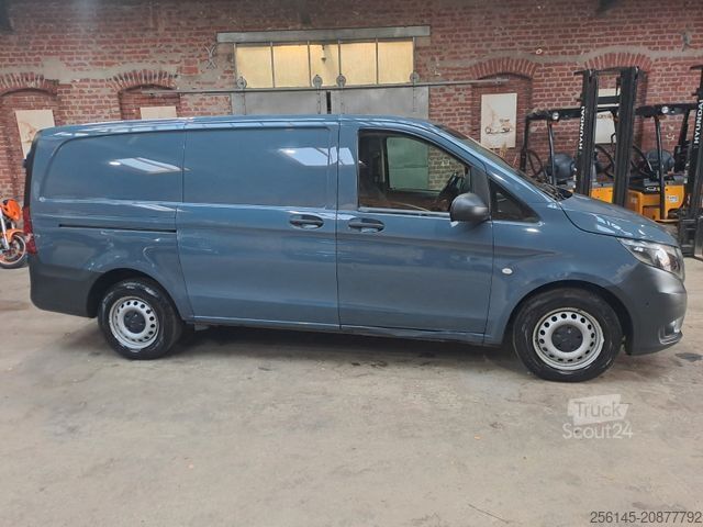 Furgoneta MERCEDES-BENZ Vito Kasten 110  Kamera Tempom. Klima Tüv neu E6