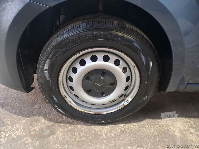 Furgoneta MERCEDES-BENZ Vito Kasten 110 Kamera Tempom. Klima Tüv neu E6