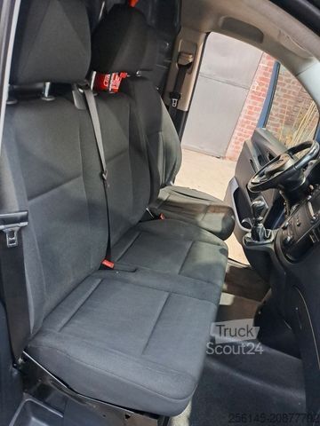 Furgoneta MERCEDES-BENZ Vito Kasten 110  Kamera Tempom. Klima Tüv neu E6