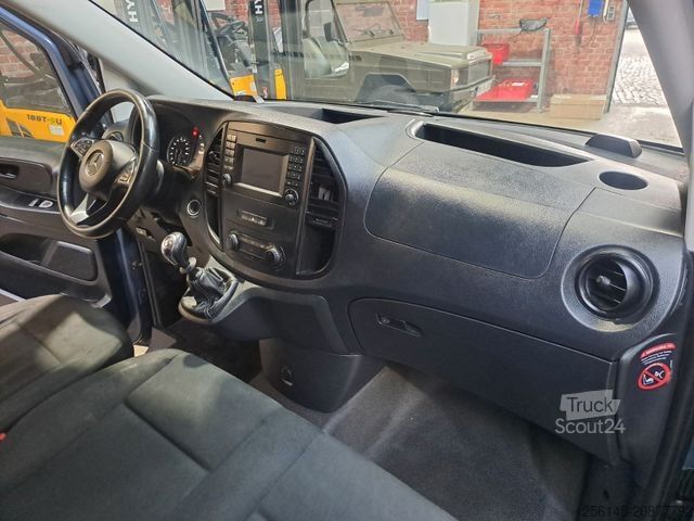 Furgoneta MERCEDES-BENZ Vito Kasten 110  Kamera Tempom. Klima Tüv neu E6