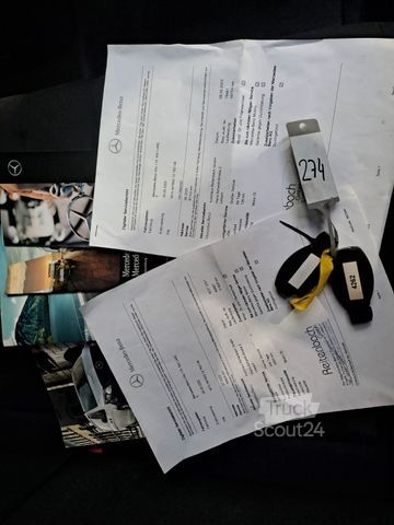 Furgoneta MERCEDES-BENZ Vito Kasten 110 Kamera Tempom. Klima Tüv neu E6