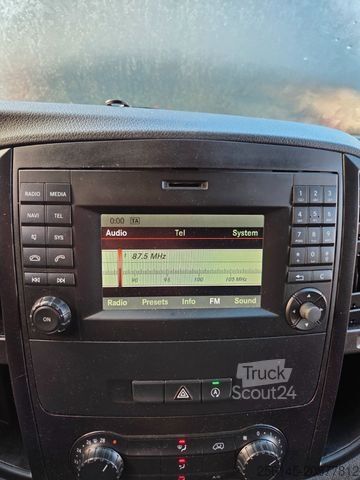 Furgoneta MERCEDES-BENZ Vito Kasten 110 Kamera Tempom. Klima Tüv neu E6