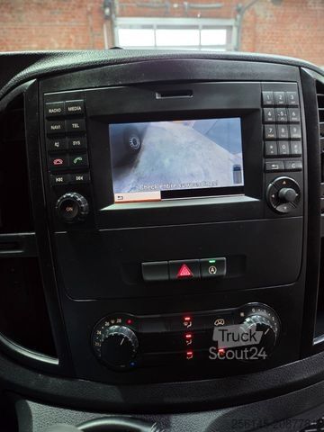 Furgoneta MERCEDES-BENZ Vito Kasten 110 Kamera Tempom. Klima Tüv neu E6