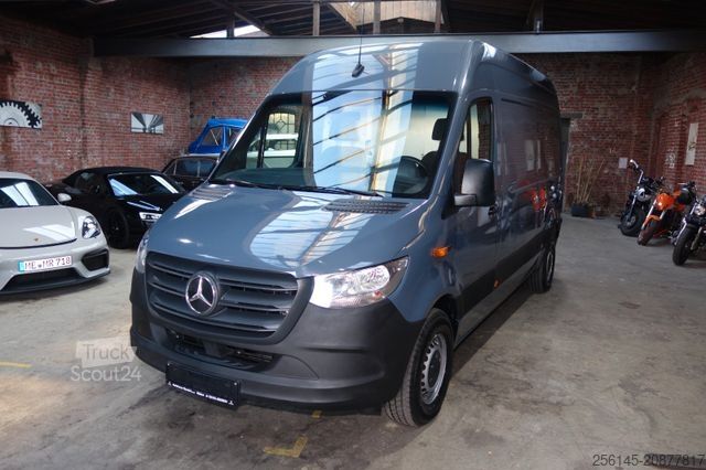 High top van MERCEDES-BENZ eSprinter Kasten 312 L2 terie Klima