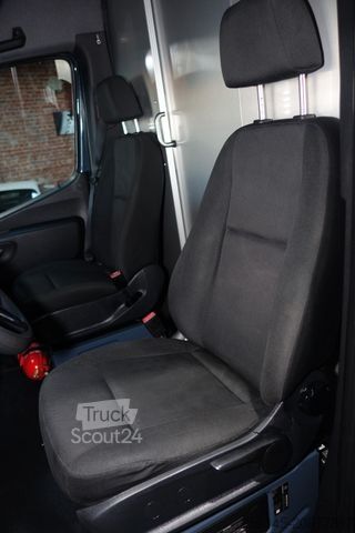 High top van MERCEDES-BENZ eSprinter Kasten 312 L2 terie Klima