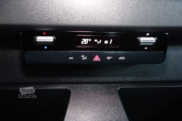 High top van MERCEDES-BENZ eSprinter Kasten 312 L2 terie Klima