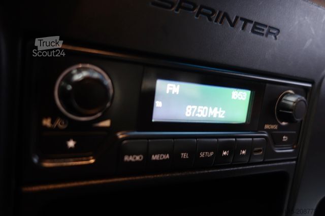 Fourgon surélevé MERCEDES-BENZ eSprinter Kasten 312 L2 terie Klima