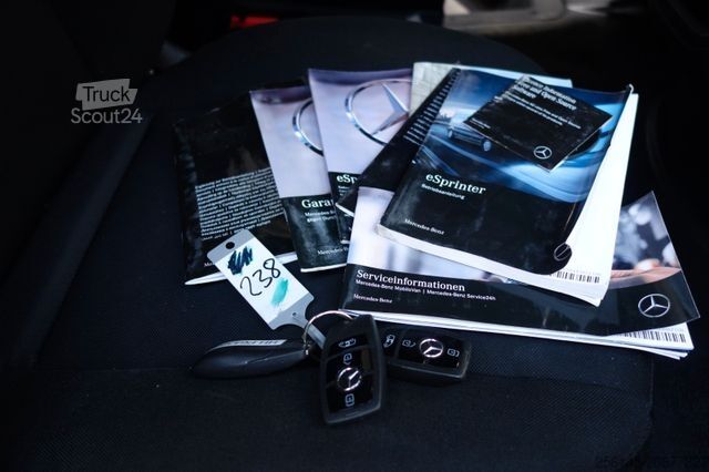 Fourgon surélevé MERCEDES-BENZ eSprinter Kasten 312 L2 terie Klima