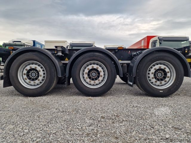 Polpriklopnik za zamenljive nadgradnje KRONE SD / Lift / Multi / Teleskop / 11.035-12.640