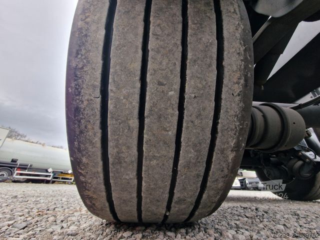 Polpriklopnik za zamenljive nadgradnje KRONE SD / Lift / Multi / Teleskop / 11.035-12.640