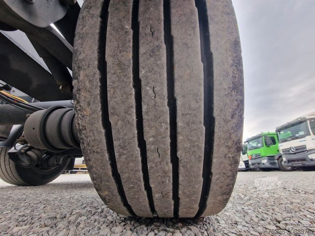 Polpriklopnik za zamenljive nadgradnje KRONE SD / Lift / Multi / Teleskop / 11.035-12.640