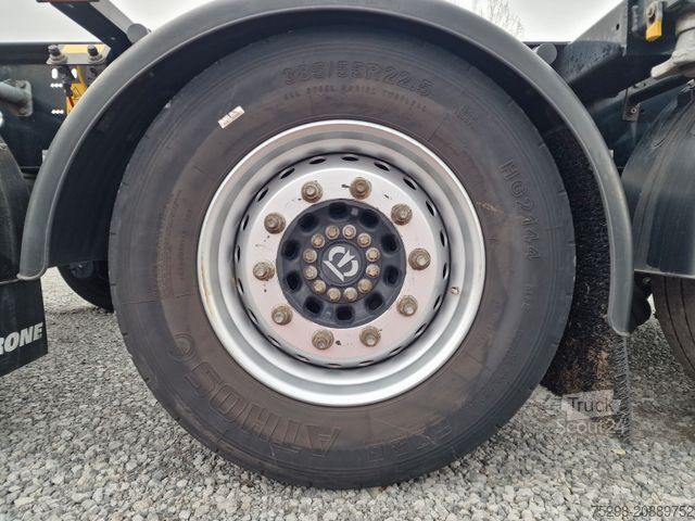 Polpriklopnik za zamenljive nadgradnje KRONE SD / Lift / Multi / Teleskop / 11.035-12.640