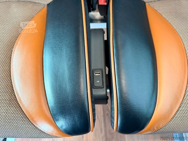 Turistični avtobus SETRA S 515 HD 49+1+1 Sitze || 2 Fahrzeuge