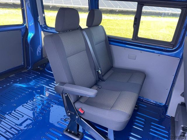 Minibusz VOLKSWAGEN T6.1 Transporter Kombi KR LED STANDHZ ACC NAVI