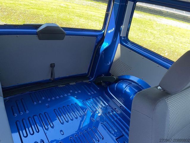 Minibusz VOLKSWAGEN T6.1 Transporter Kombi KR LED STANDHZ ACC NAVI