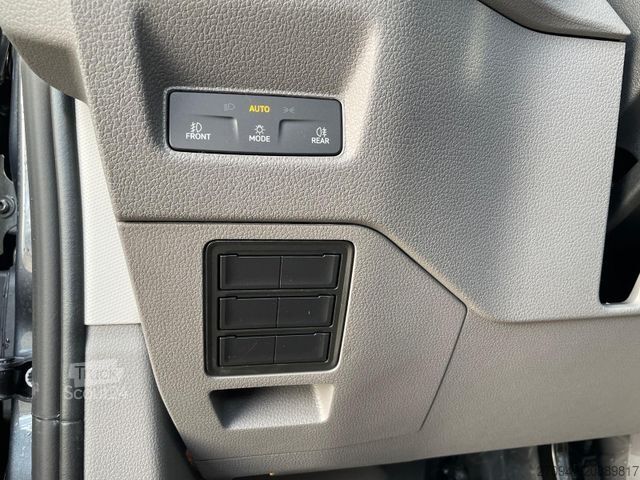 Furgonetka pick-up MAN TGE 3.180 Pritsche DOKA MR STANDHZ AHK KAMERA