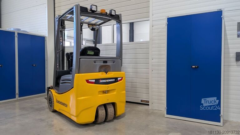 Carretilla elevadora frontal Jungheinrich EFG 215 GE115-480DZ