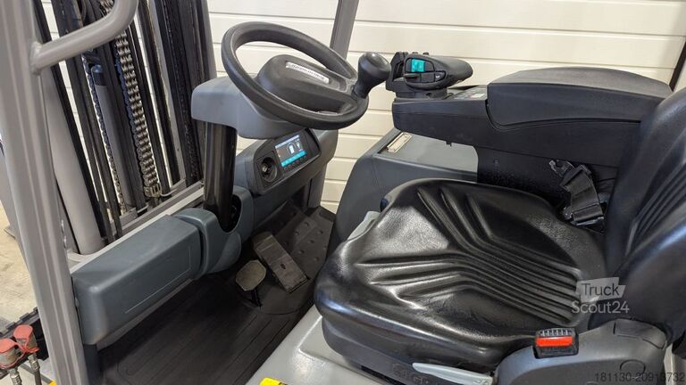 Carretilla elevadora frontal Jungheinrich EFG 215 GE115-480DZ