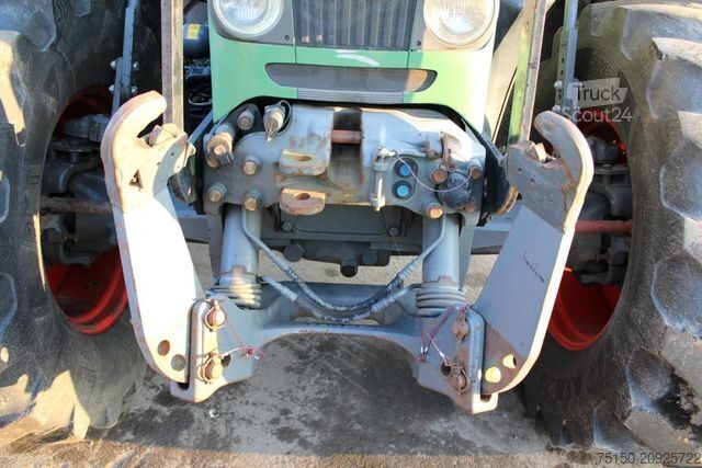 Trator FENDT 820 Vario TMS - Frontlader STOLL - Nr.: 183