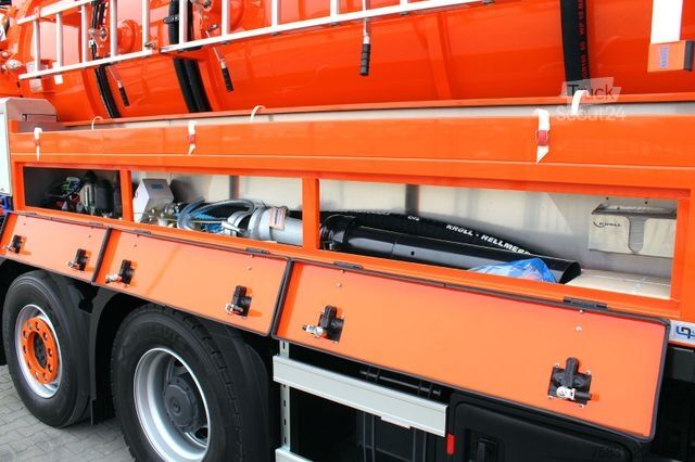 Autocisternă de vidanjare MERCEDES-BENZ AROCS 2846 6x2 Kroll 14m³ WRG Wasserrückgewinner