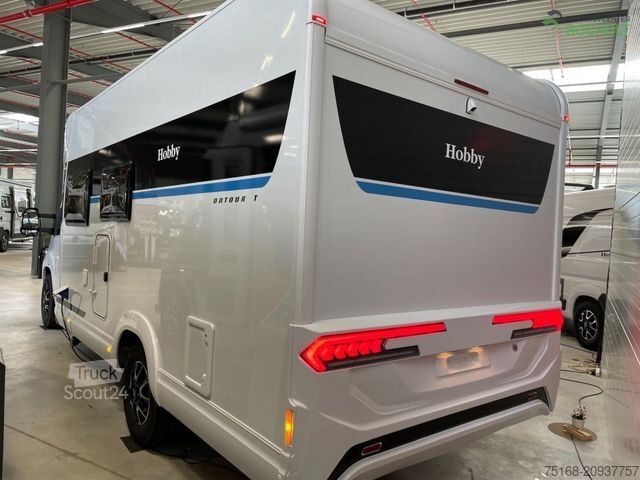 Halvintegrerad husbil HOBBY ONTOUR T 700 F Modell 2025