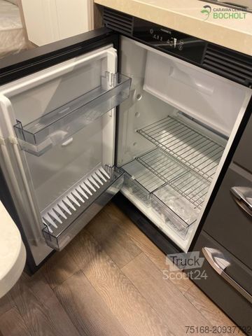 Husvagn HOBBY OnTour 470 KMF Modell 2025 / 1500 kg