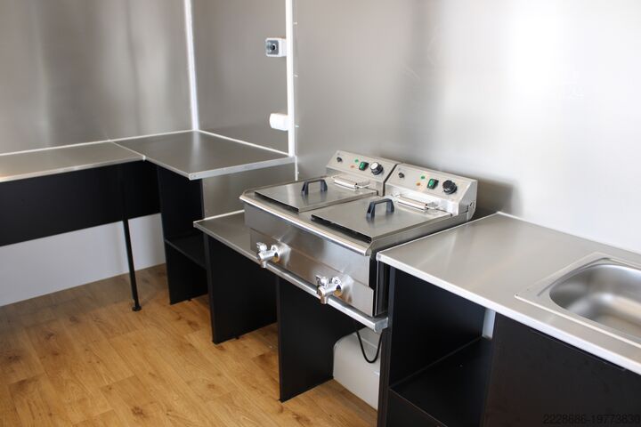 Торговий трейлер Imbissanhänger, Imbisswagen Zum Vermieten, Nr.10461