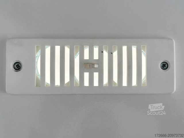 Kasti piekabe Blyss F2750HT SANDWICH500X200X200CM 2700KG KOFFERANHÄNGER