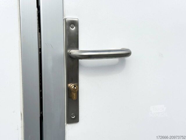 Reboque de venda Blyss H25522HTN | WEISS 520X223X230CM 2500KG VERKAUFSANHÄNGER | 2X VERKAUFSKLAPPE