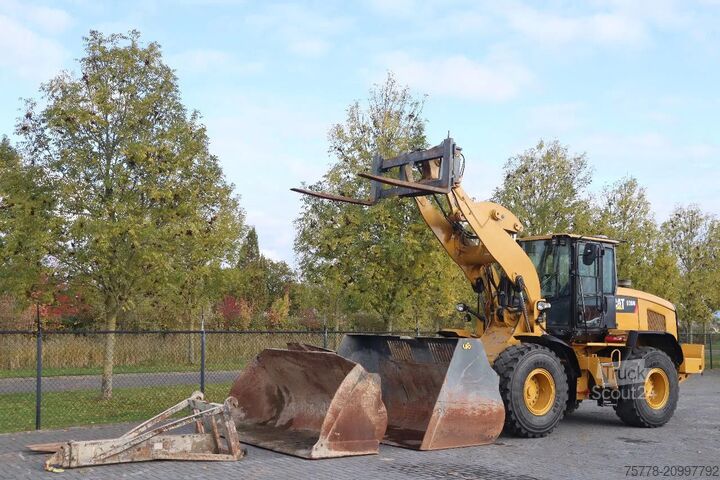 Chargeuse Caterpillar 938 M | 2X BUCKET | JIB | FORKS | BSS | GOOD CO...