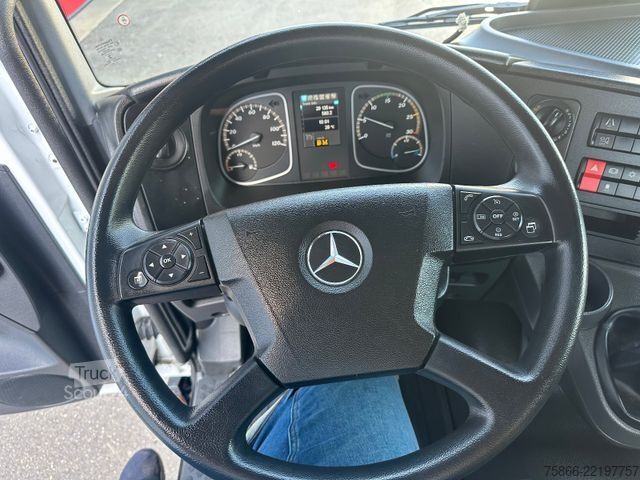Żuraw samochodowy MERCEDES-BENZ 1224 K Atego 2 Seiten Kipper Hiab 078 X Duo