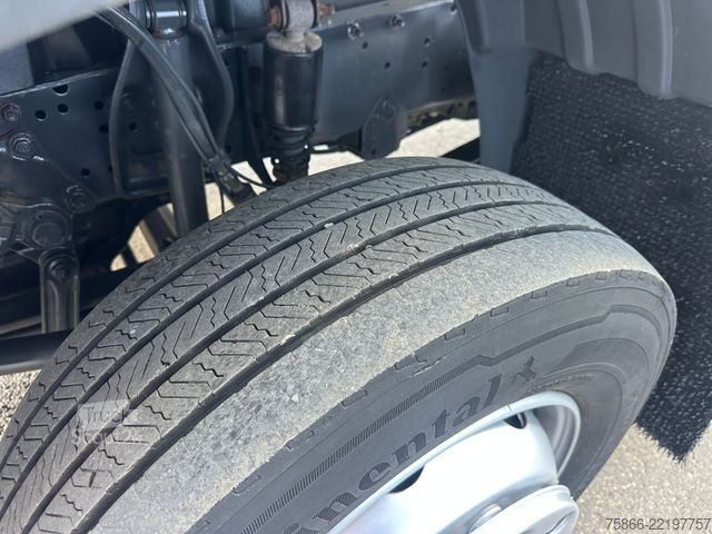 Żuraw samochodowy MERCEDES-BENZ 1224 K Atego 2 Seiten Kipper Hiab 078 X Duo