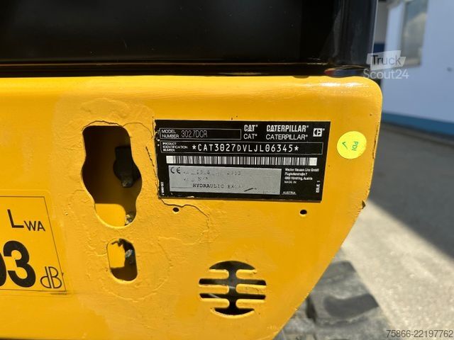 Miniescavatore CATERPILLAR 302.7 Powertilt Löffelpaket Sortiergreifer