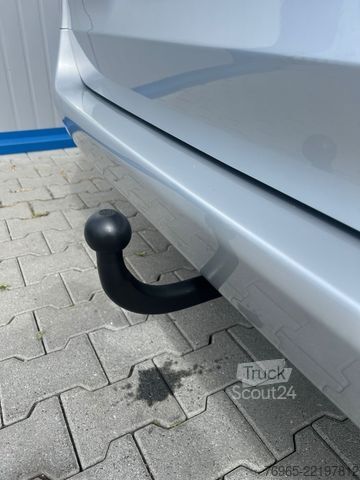 Panelová dodávka MERCEDES-BENZ Vito 116 EXTRALANG KLIMA SCHRÄNKE KAMERA AHK EU6
