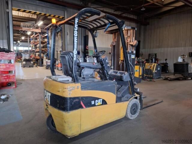 Voorlader vorkheftruck Caterpillar EP18NT