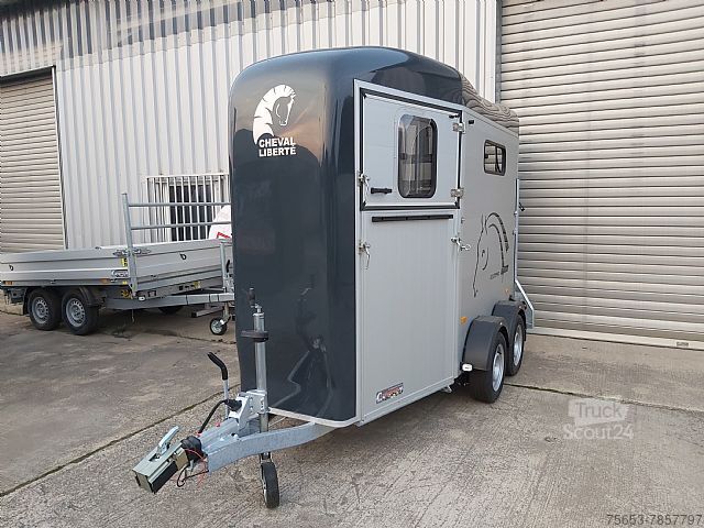 Aanhangwagen (auto) Cheval Liberté single Horsetrailer Touring One Frontexit Pullman