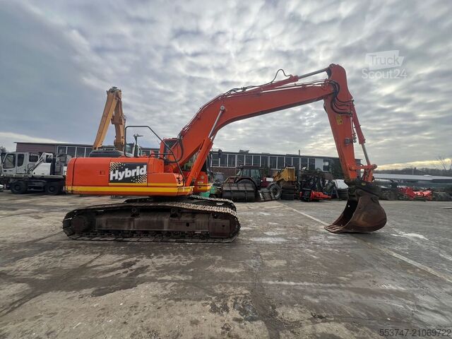Pelle sur chenilles Komatsu HB 215 LC-1