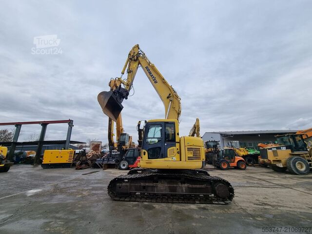 Pelle sur chenilles Komatsu PC 228 USLC-8