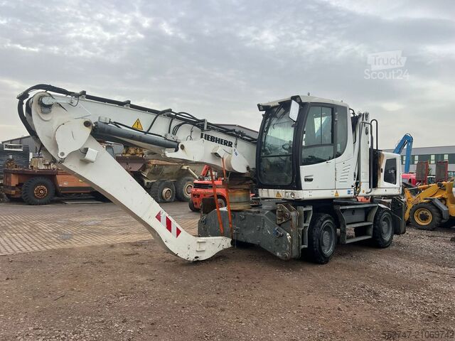 Material handler Liebherr LH 22 M Litronic