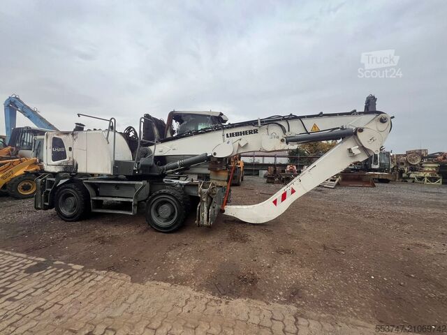 Material handler Liebherr LH 22 M Litronic