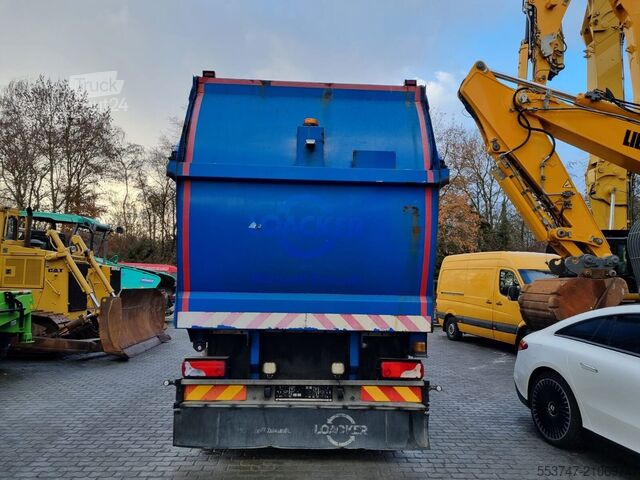 Vuilniswagen Scania P 440 LB