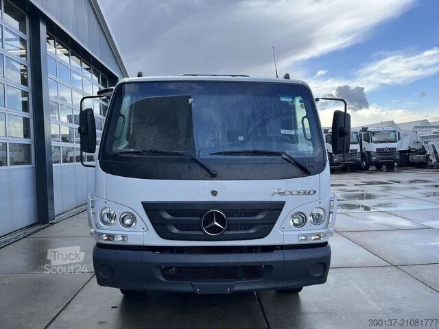 Vuilniswagen Mercedes-Benz Accelo 815 4x2 Garbage Compactor (2 units) Acce...