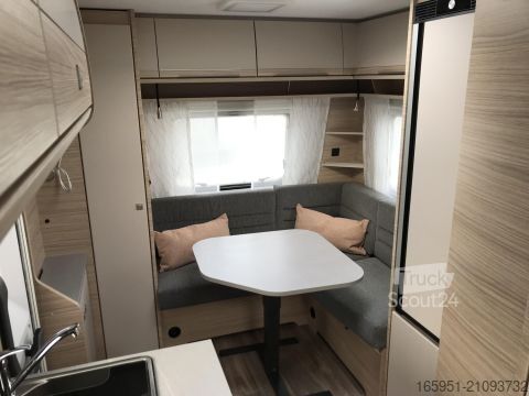 Τροχόσπιτο Fendt Bianco Activ 465 SGE Mod.2026 1800kg Dekopaket