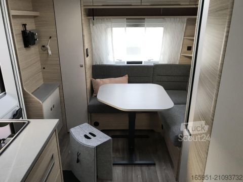 Τροχόσπιτο Fendt Bianco Activ 465 SGE Mod.2026 1800kg Dekopaket