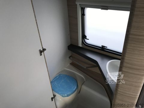 Τροχόσπιτο Fendt Bianco Activ 465 SGE Mod.2026 1800kg Dekopaket