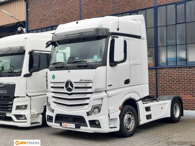 Стандартный седельный тягач MERCEDES-BENZ 1851 LS ACTROS L BIG Retarder Standklima 2xTank
