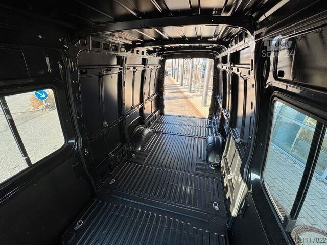 Karavan z visoko streho Iveco Daily 35S21 HA8 3.0L *R4.100mm*Automatik*AHK*LED